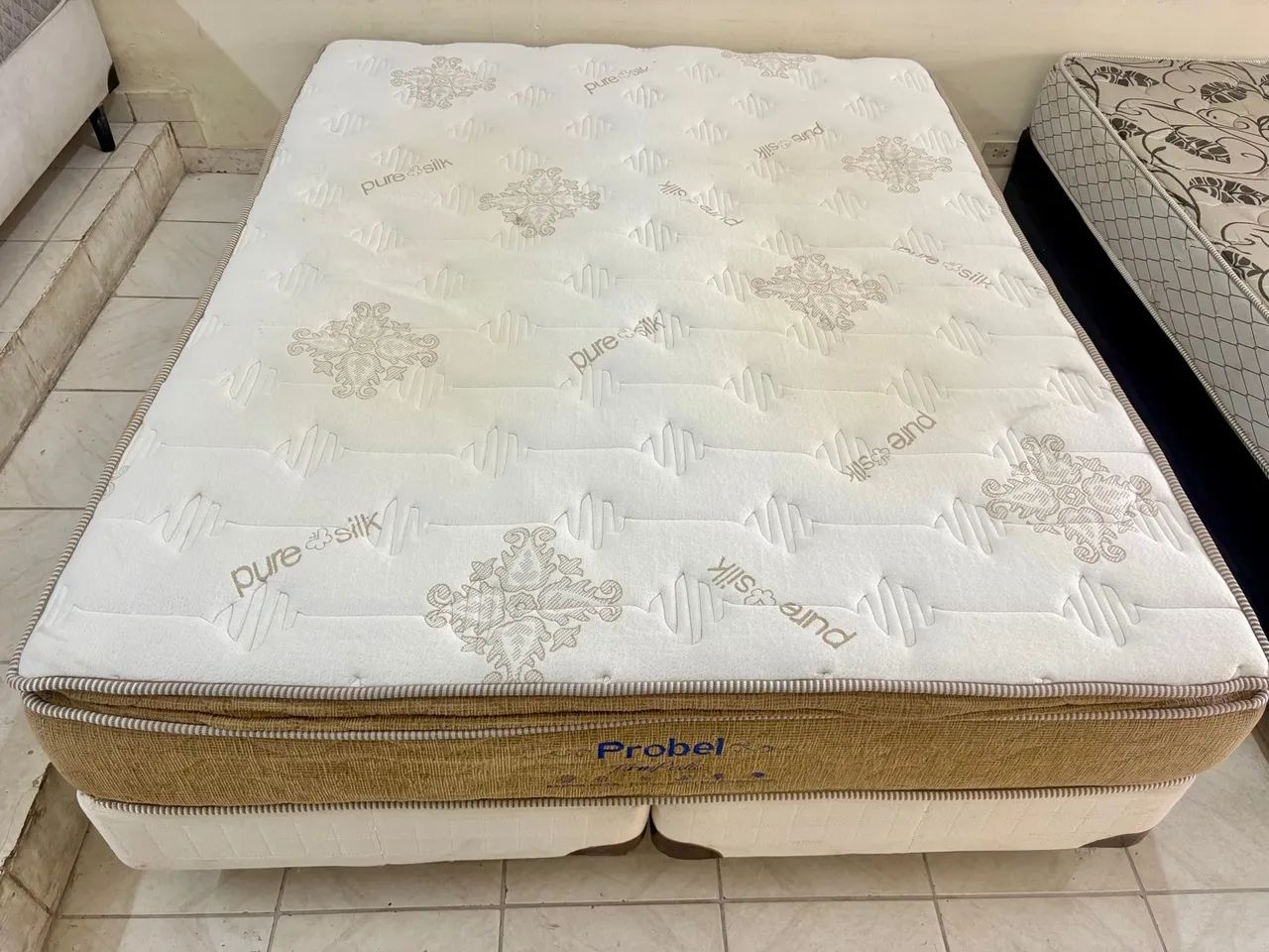 Cama box de casal Queen , cama Queen size  - Foto 2