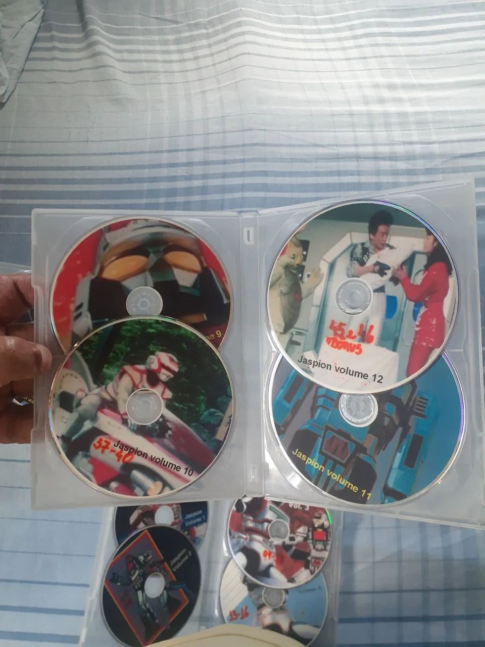 Coleção Jaspion em DVD - Episódios 1 a 46 - Foto 4