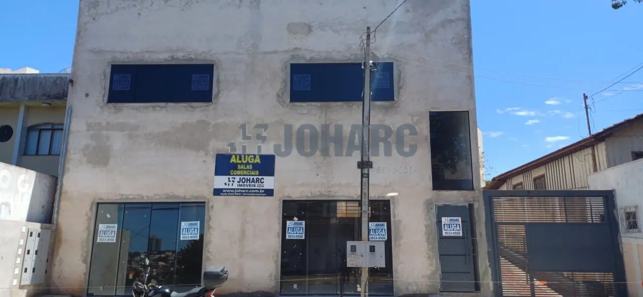 Sala comercial para alugar por R$ 4000.00, 125.00 m2 - VILA SAO JOSE - APUCARANA/PR - Foto 2