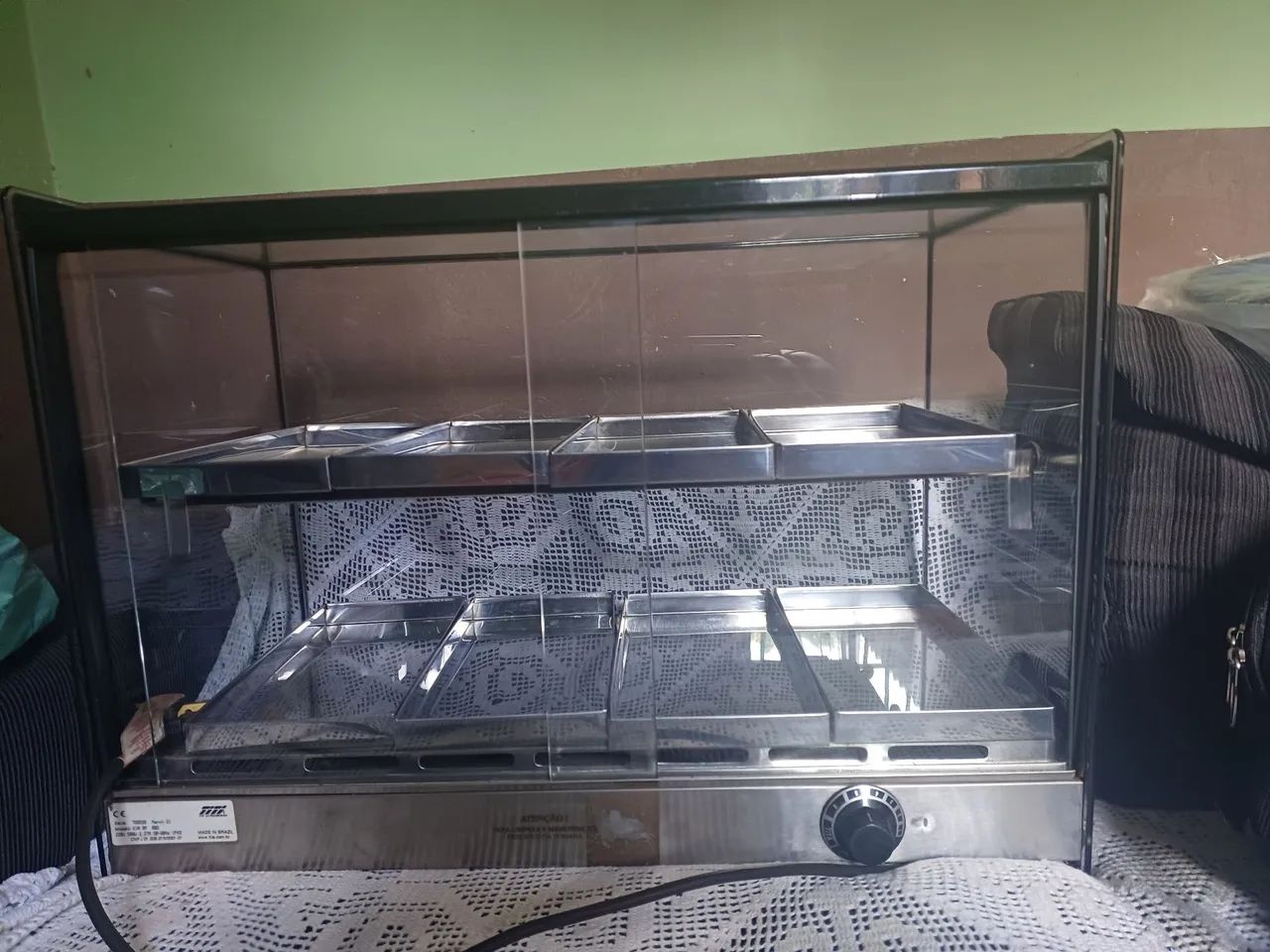 Vitrine para Exposição de Doces - Ideal para Padarias e Confeitarias