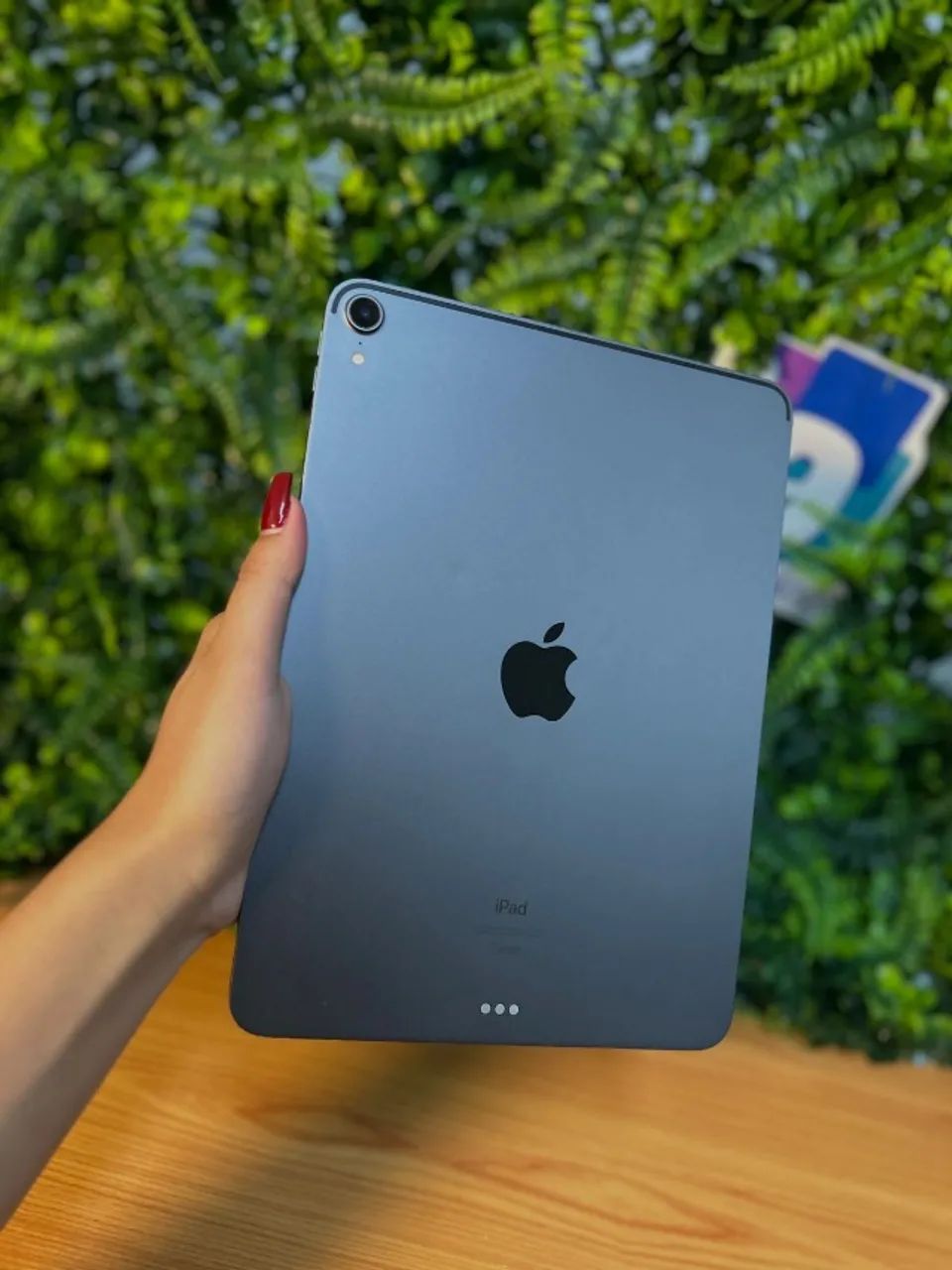 iPad Pro A1980 11? 256GB Space Gray, Com case teclado logitech Seminovo - Foto 4
