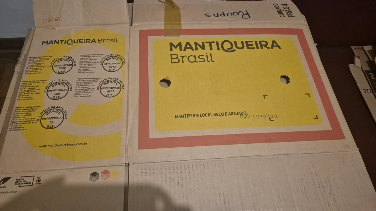 Caixas de papelão MANTIQUEIRA Brasil