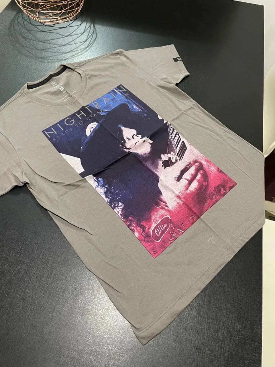 Camisetas e Camisas NOVAS - Foto 3