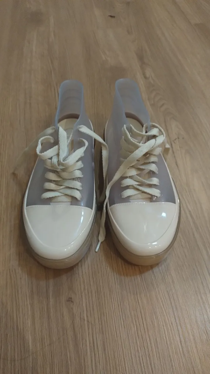Tênis Melissa - Transparente e estiloso!