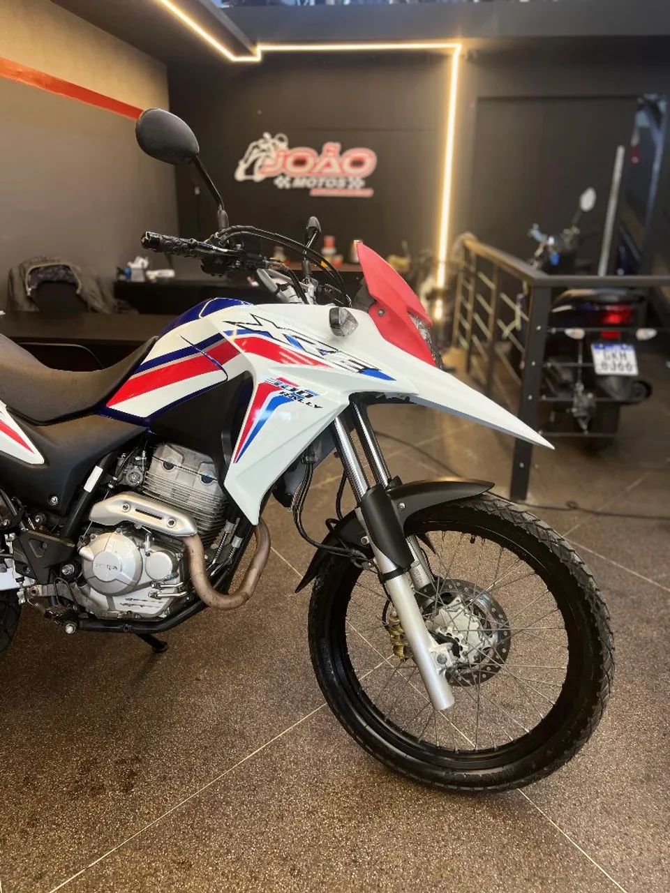 XRE 300 Rally 