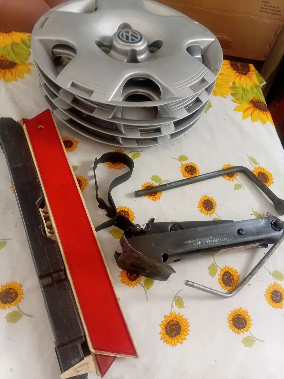 Calotas macaco- chave rodas e triângulo  para gol aro 13