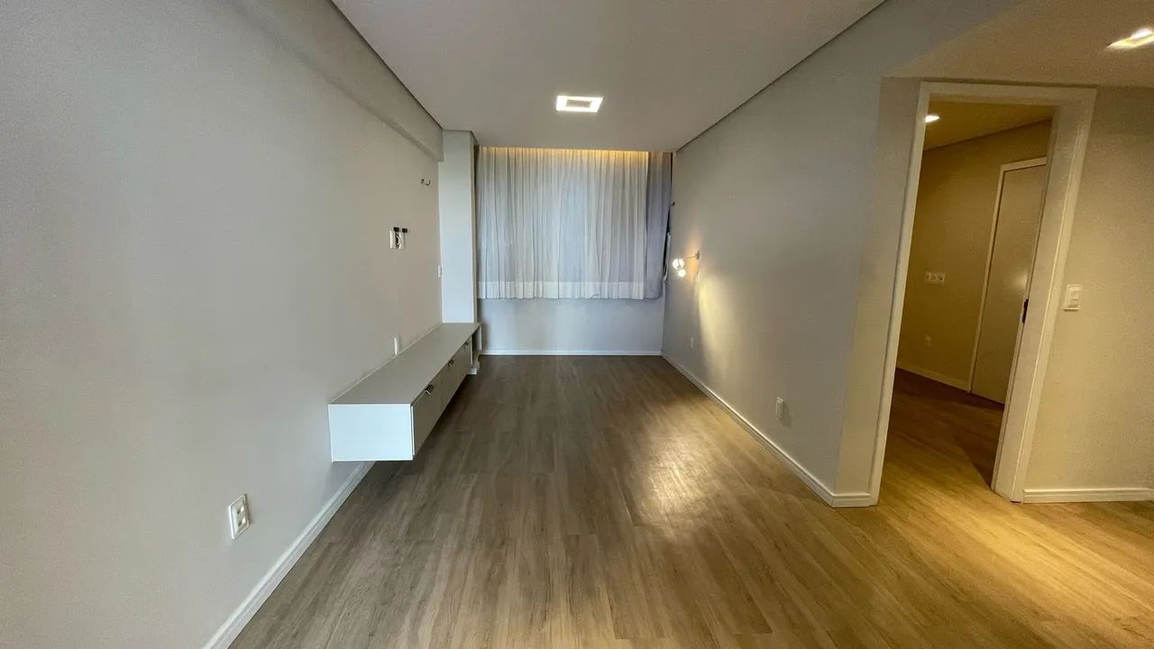 Apartamento com 2 dormitórios à venda, 55 m² por R$ 550.000,00 - Praia de Iracema - Fortal