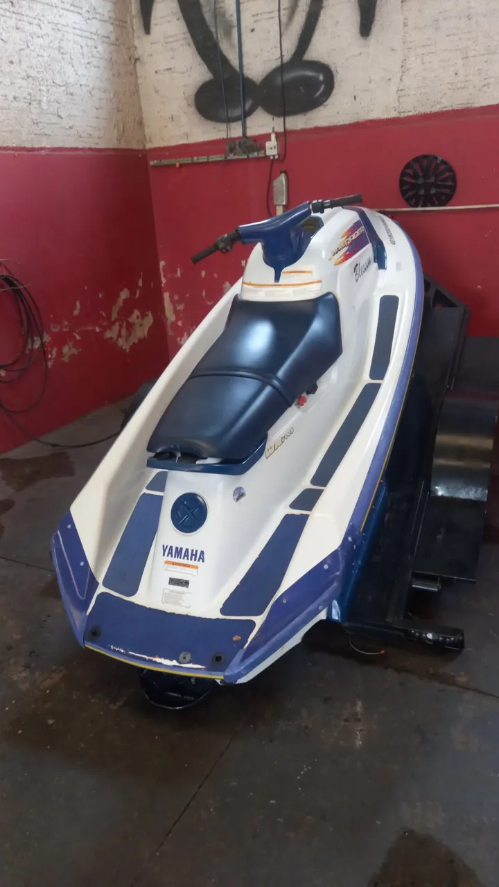 Jet ski WR700s