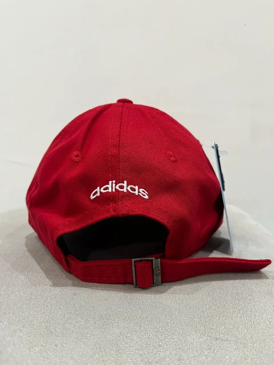 Boné Adidas 100% Algodão Vermelho  - Foto 4
