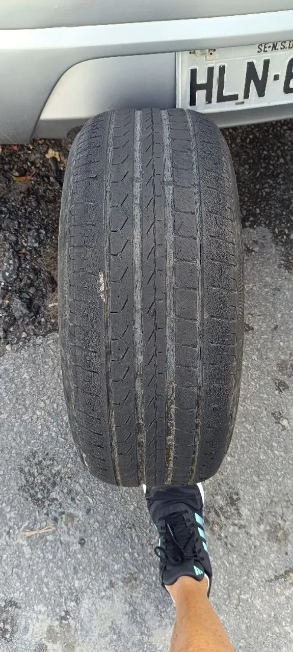 Pneu aro 17