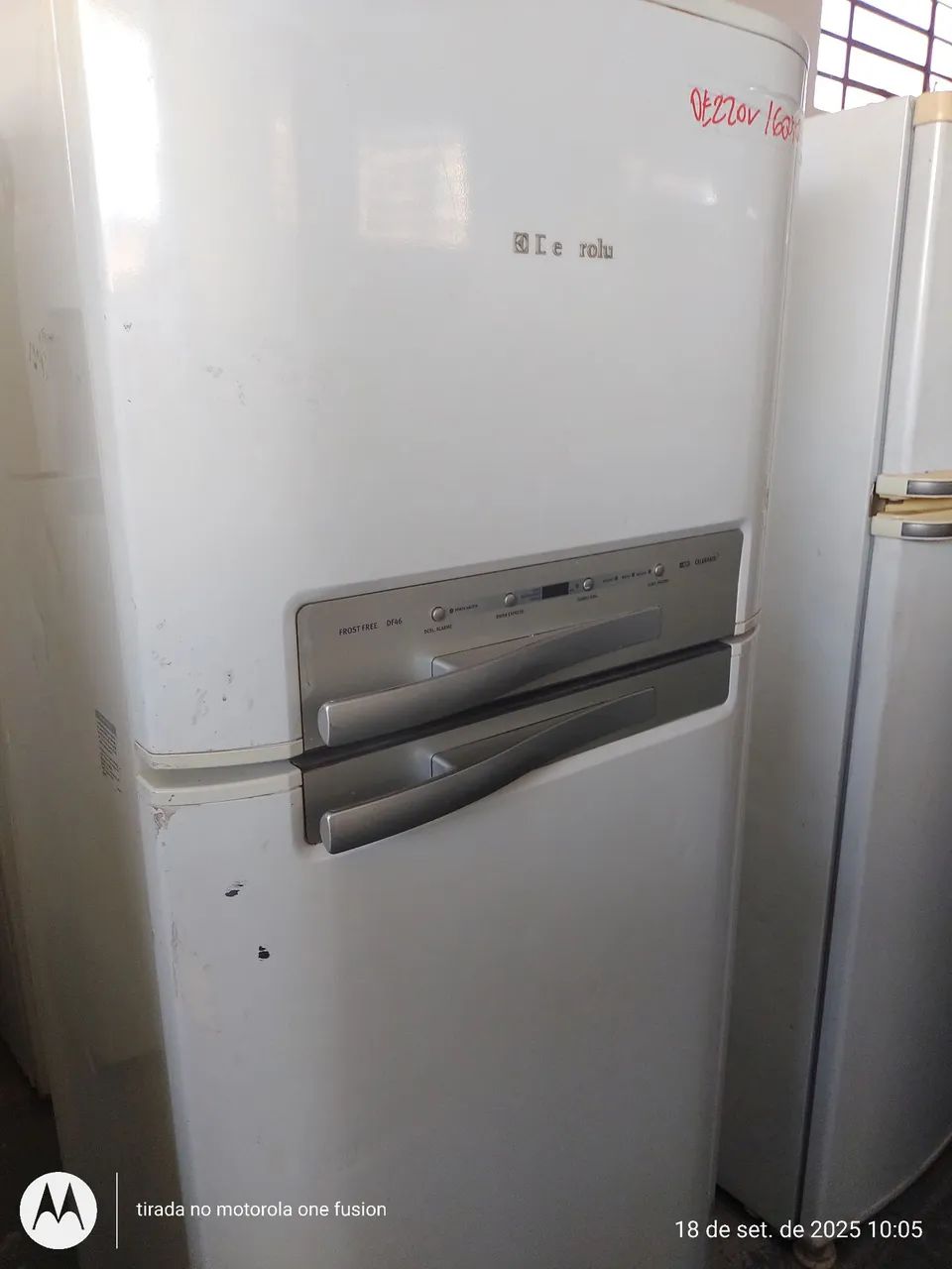 REFRIGERADOR ELECTROLUX DF 46 220V - Foto 2