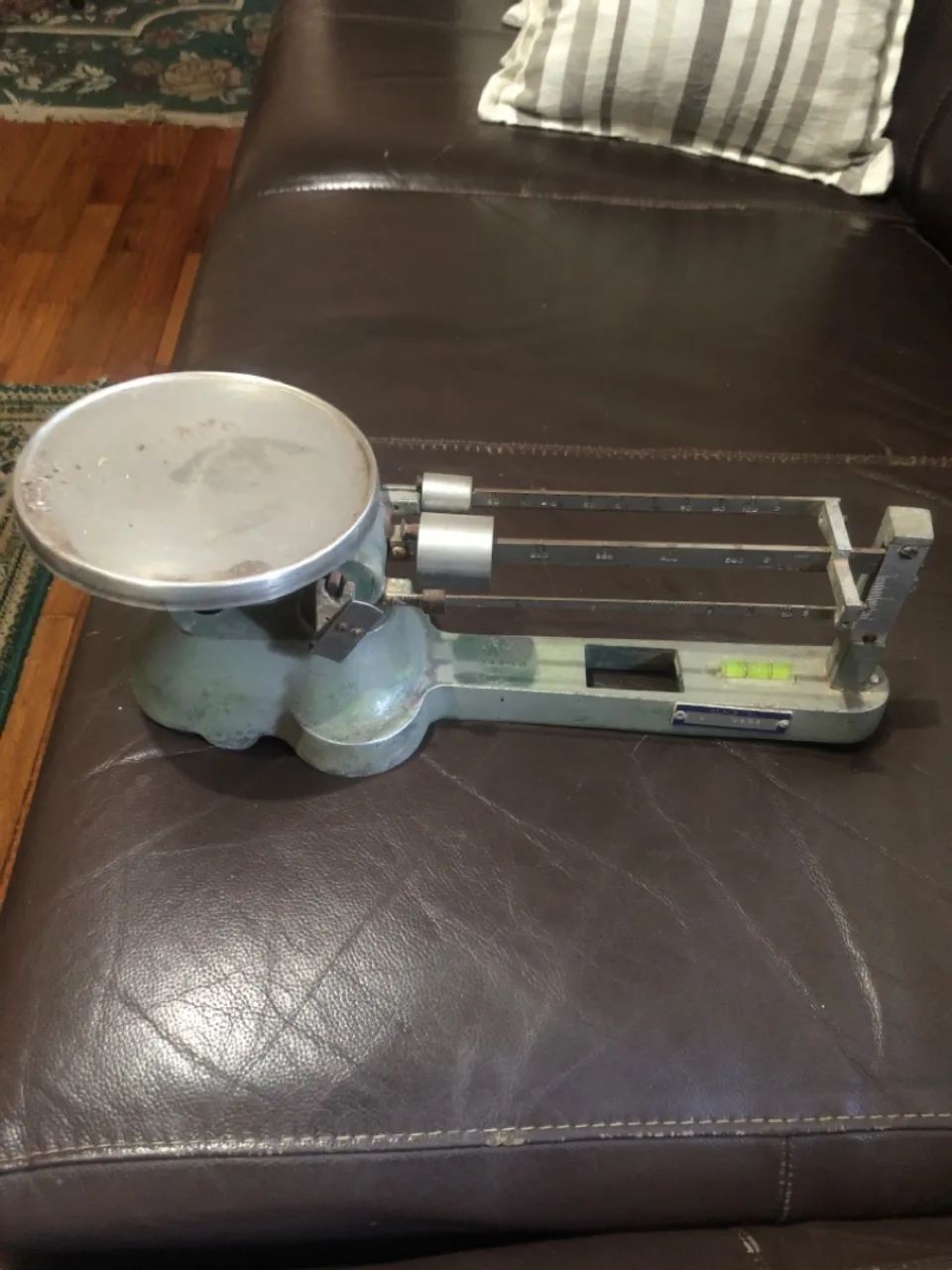 Balança de Precisão Antiga