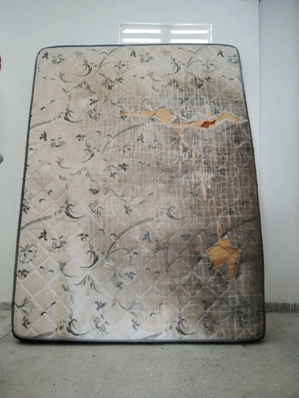 Vendo Colchão Casal espuma densa e alta. - Foto 3