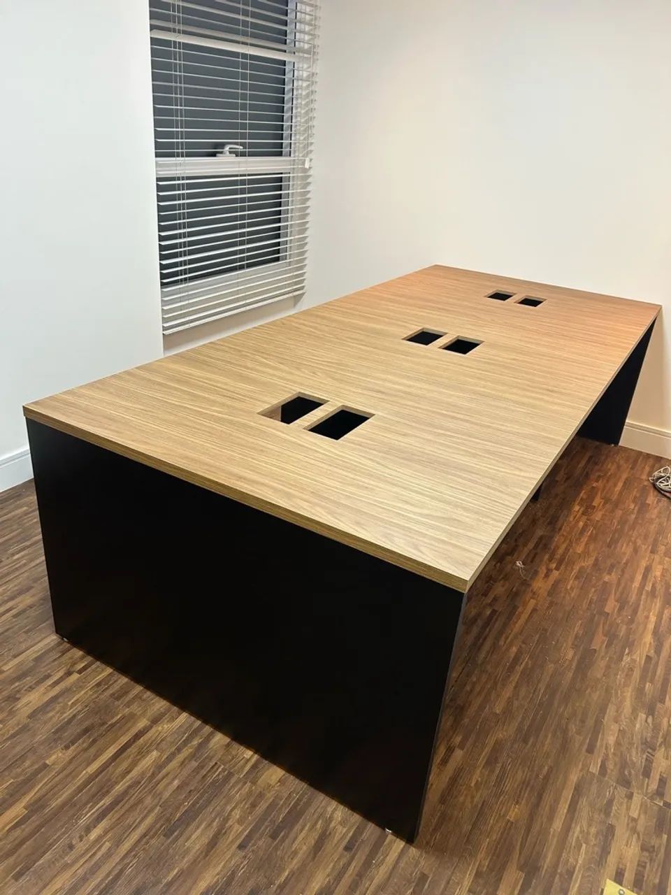 MESA PARA ESCRITÓRIO ESTAÇÃO DE TRABALHO NOVA 