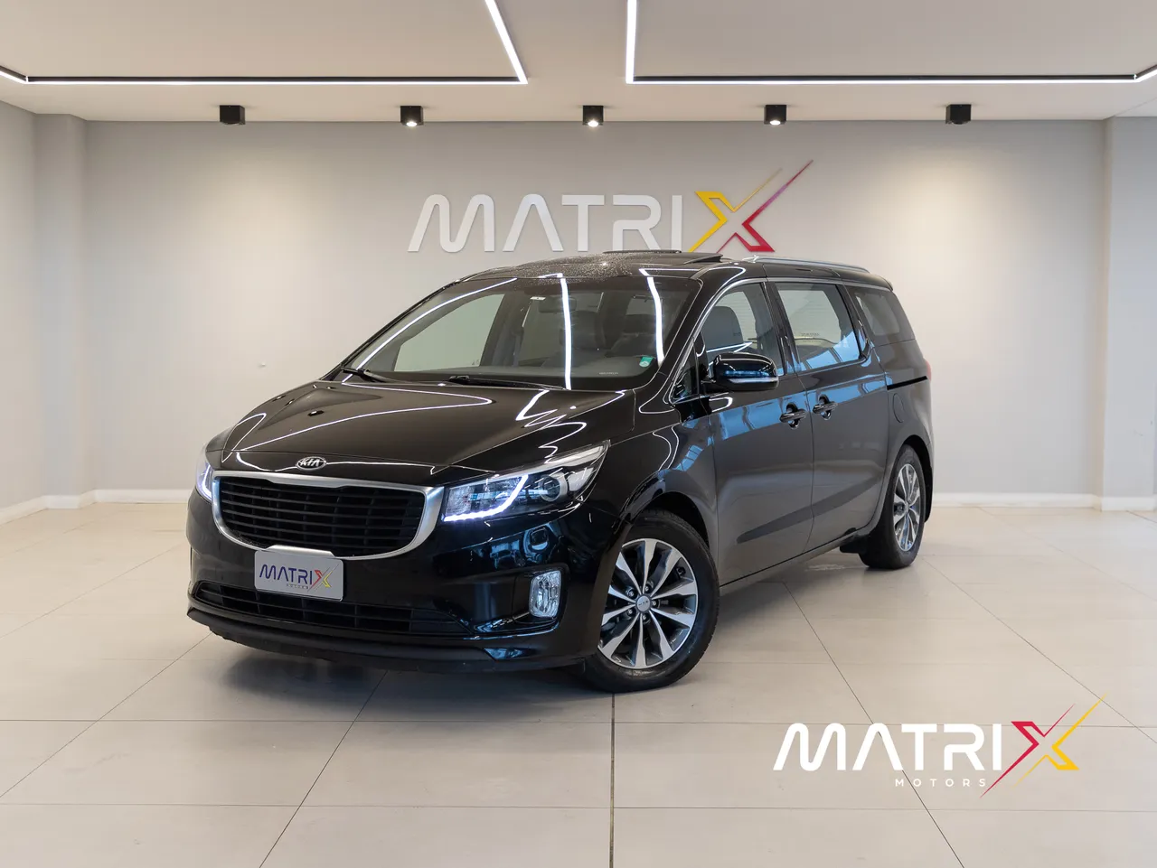 Kia Motors Grand Carnival EX 3.3 24V