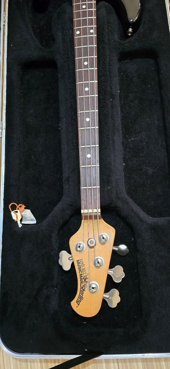 BAIXO MUSIC MAN HH COM CASE ORIGINAL ( ken smit, lakland, fender