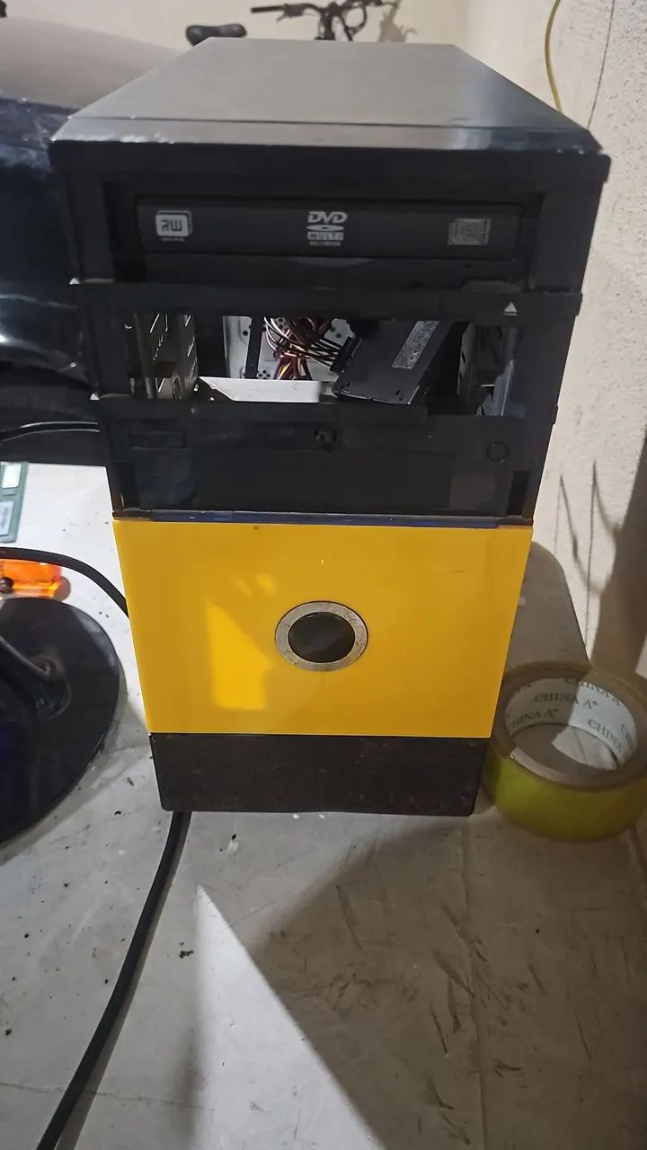 Toco CPU por televisão 