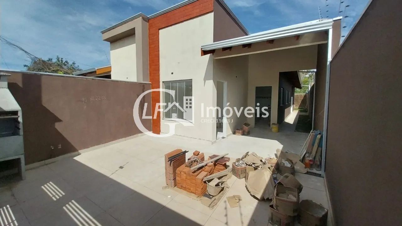 Casa Com Dois Quartos Mais uma Suite - Foto 3