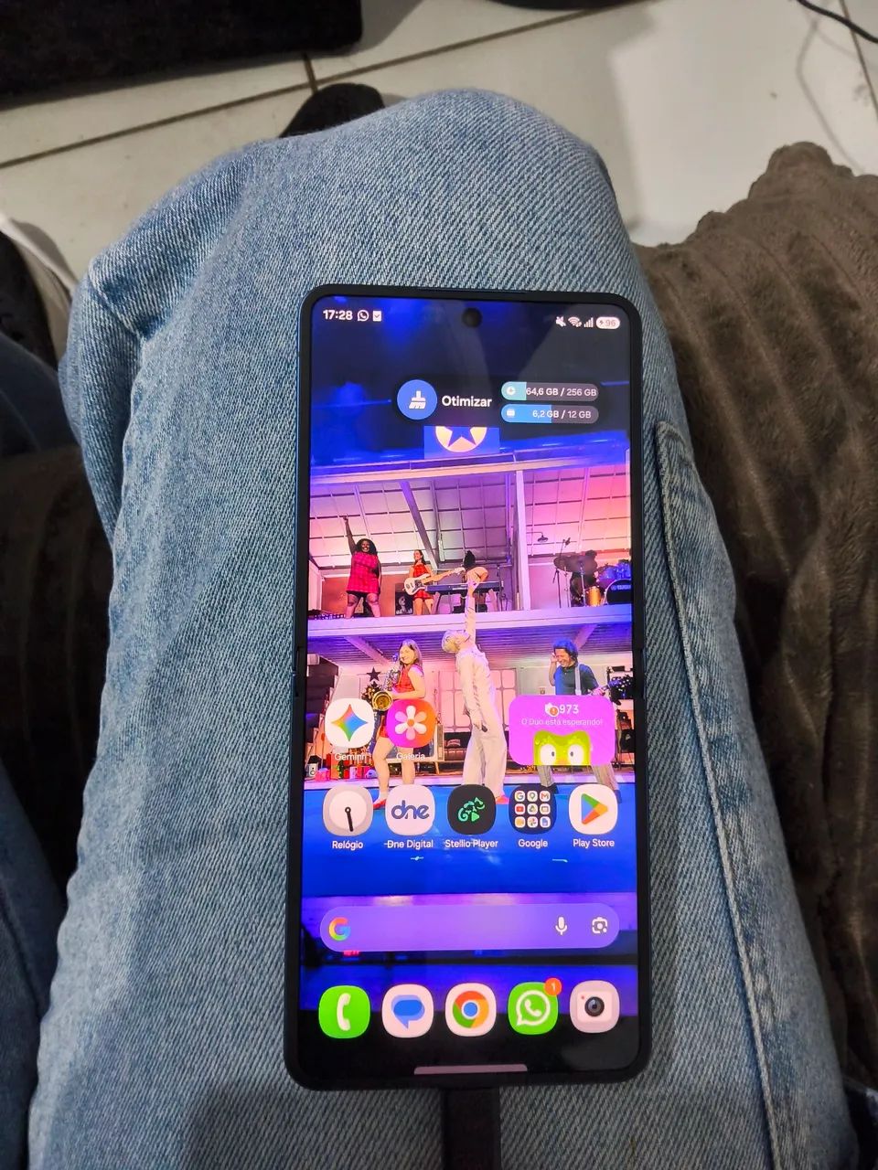 Samsung Galaxy Z Flip 7 256gb - Foto 3