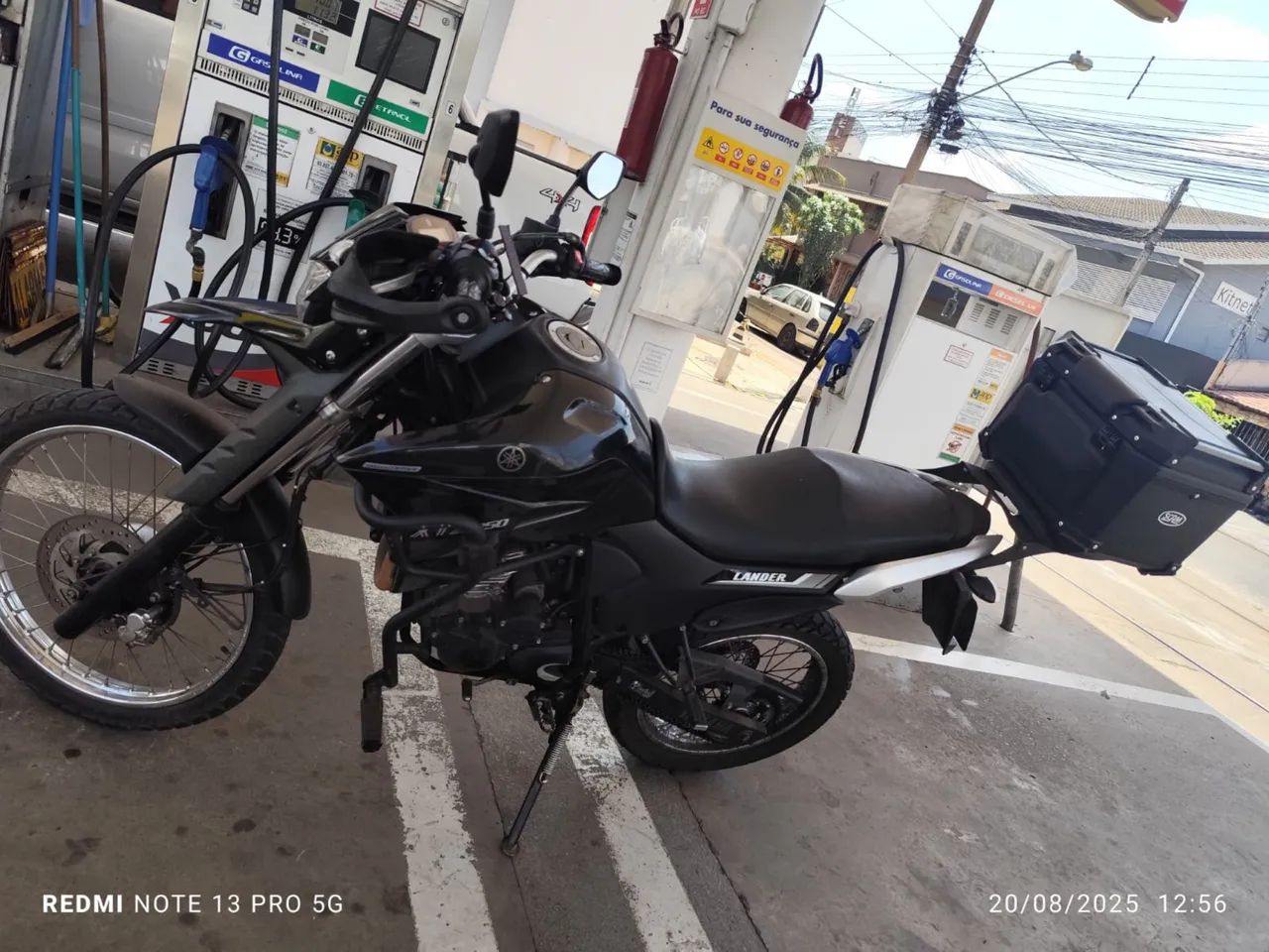 XTZ Lander 250 - Foto 4