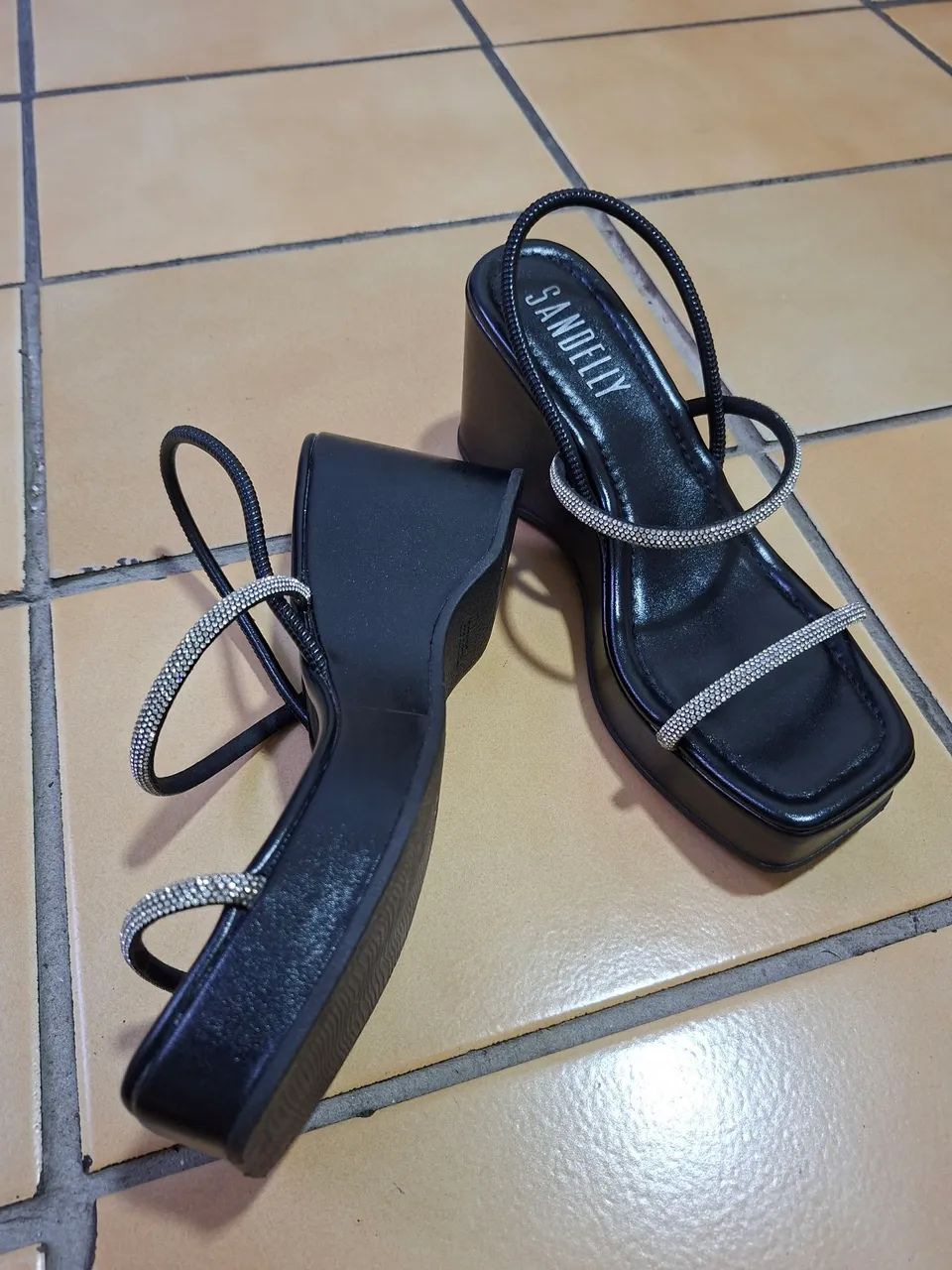 Sandália Preta Sandelly 37 - Foto 4