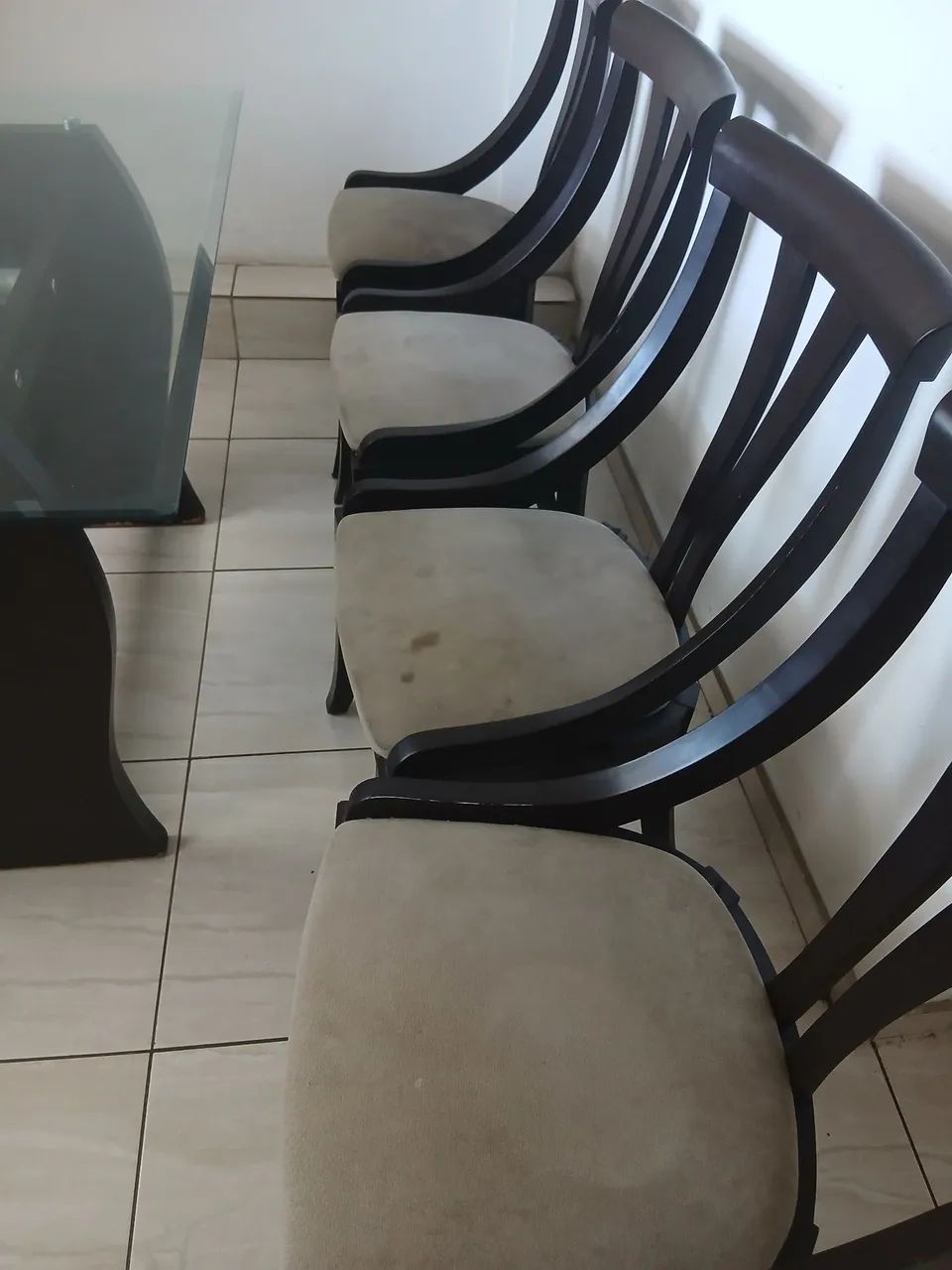 Mesa de vidro com 4 cadeiras - Foto 5