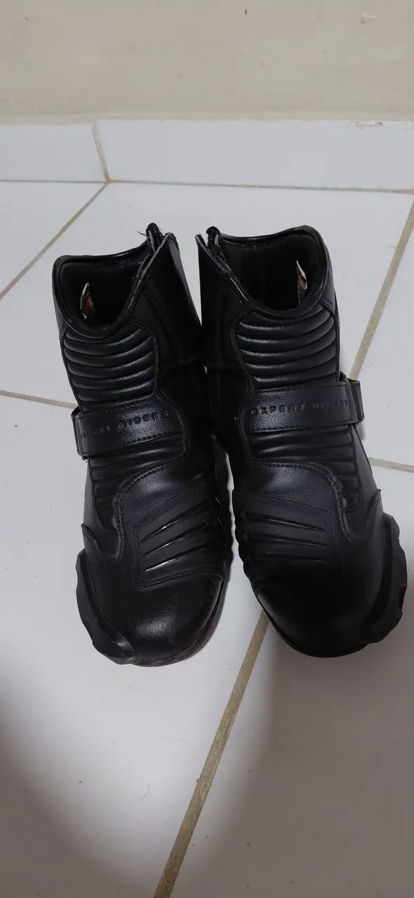 Bota impermeável x11 - Foto 2