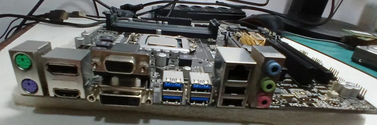 KIT ASUS B150M-C D3/BR + i3 6100 e COOLER - Foto 3