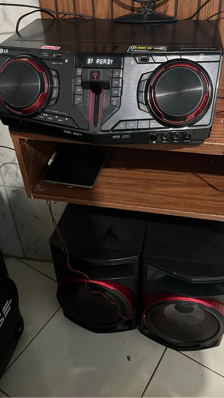 Som LG 1800 W 