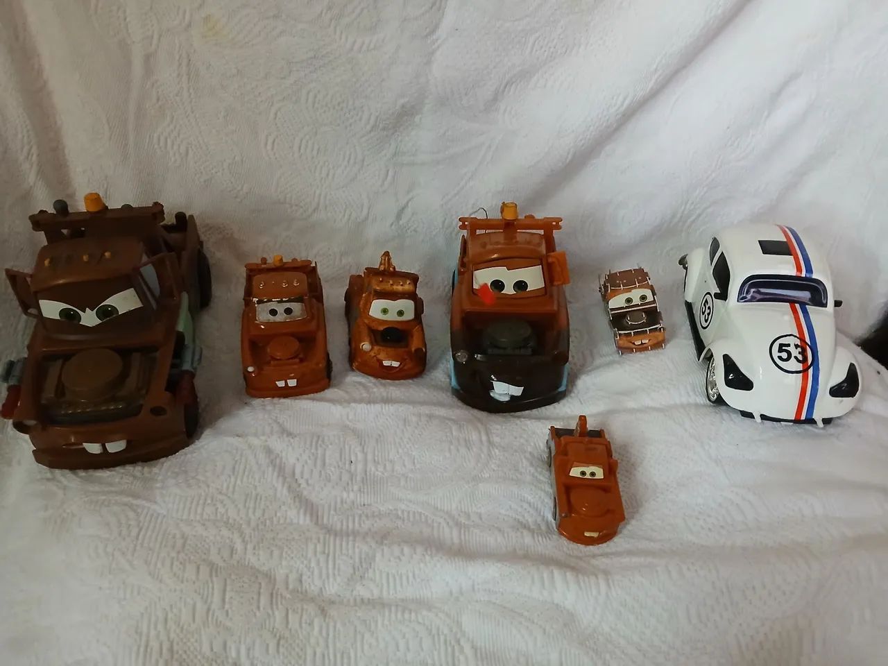 Lote de carrinhos pixar e fusca 53 !! - Foto 2