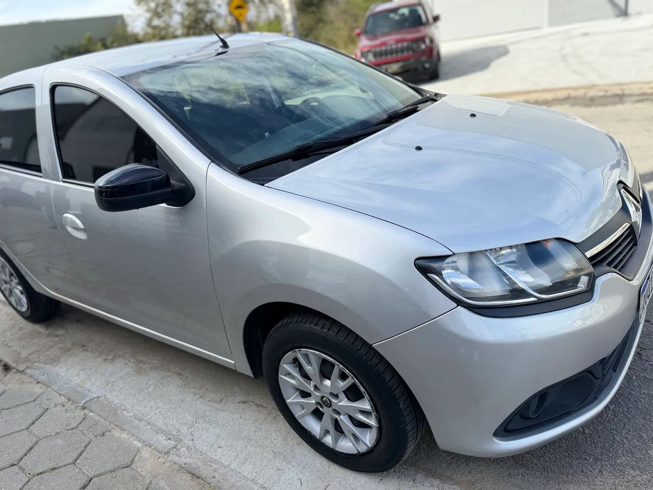 Renault Logan Zen Flex 1.0 12V 4P Mec. 2023 - Foto 5