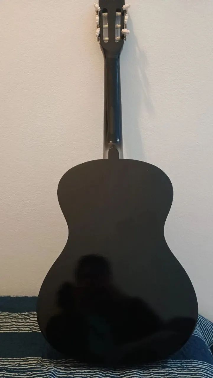 Violão Preto 