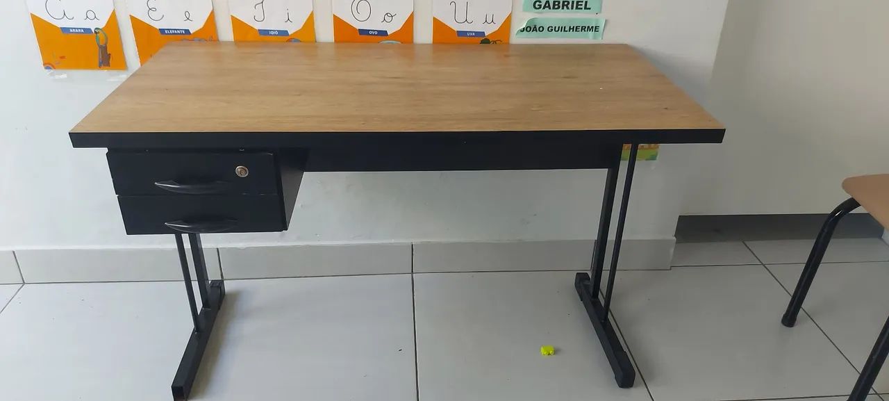 Mesa escritório 