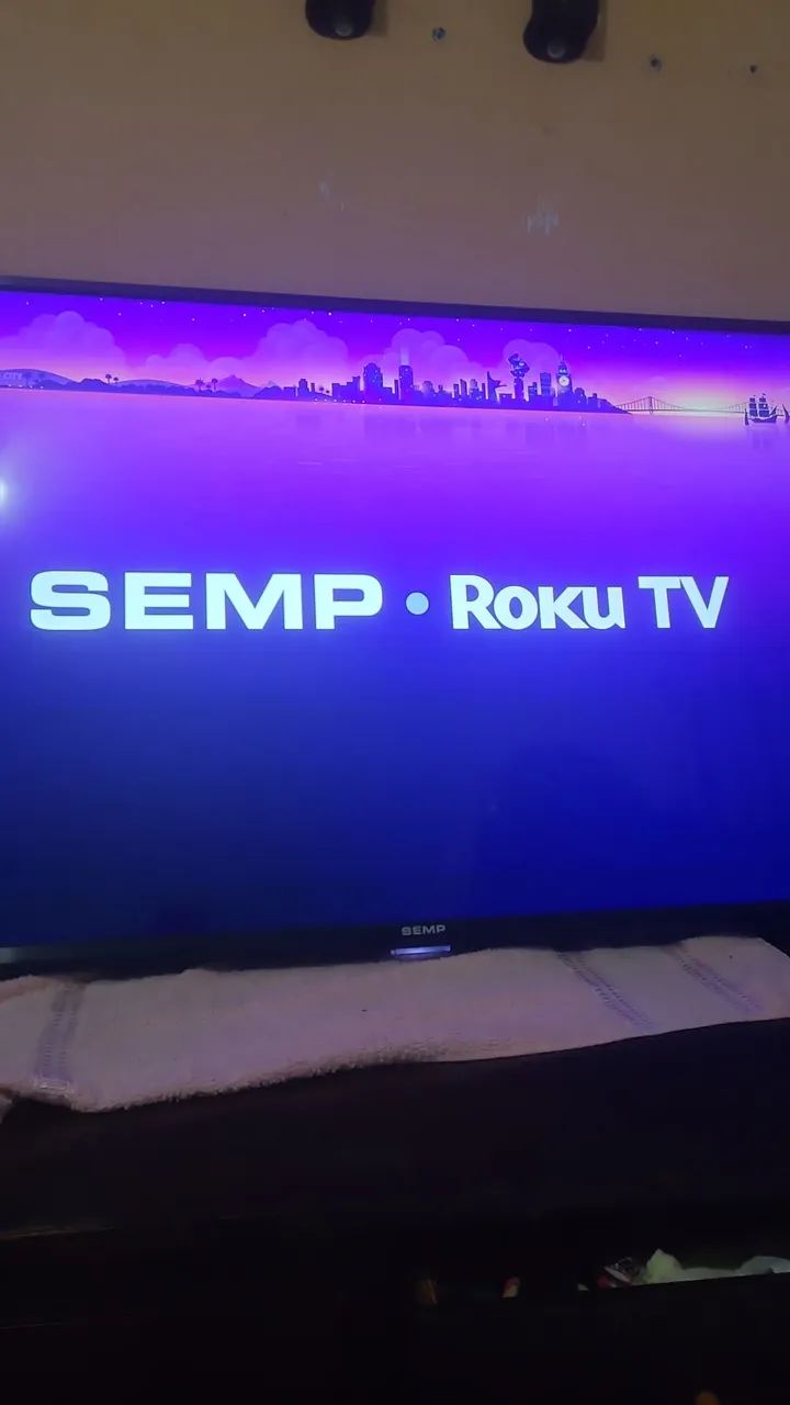 TV SEMP 43" ROKU