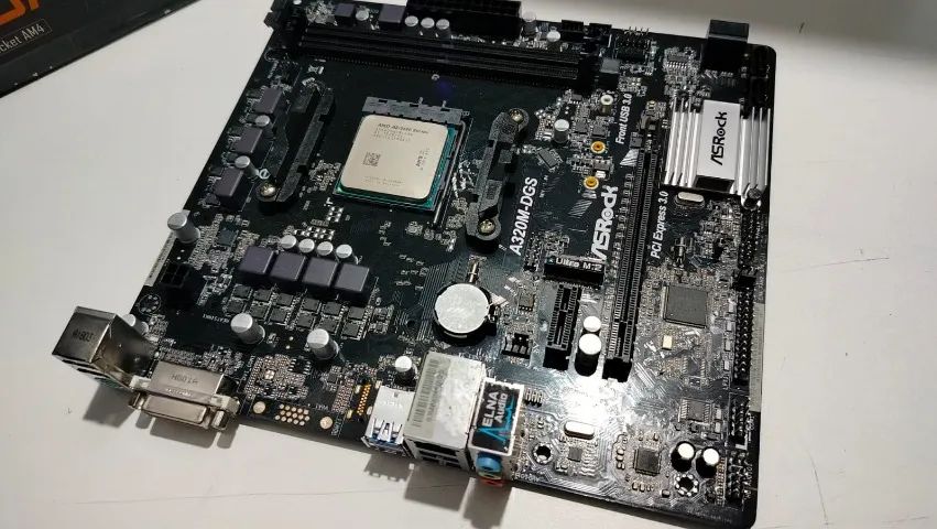 Kit Upgrade A8-9600 +  Placa a320 Asrock APU com randeon r7 integrada 