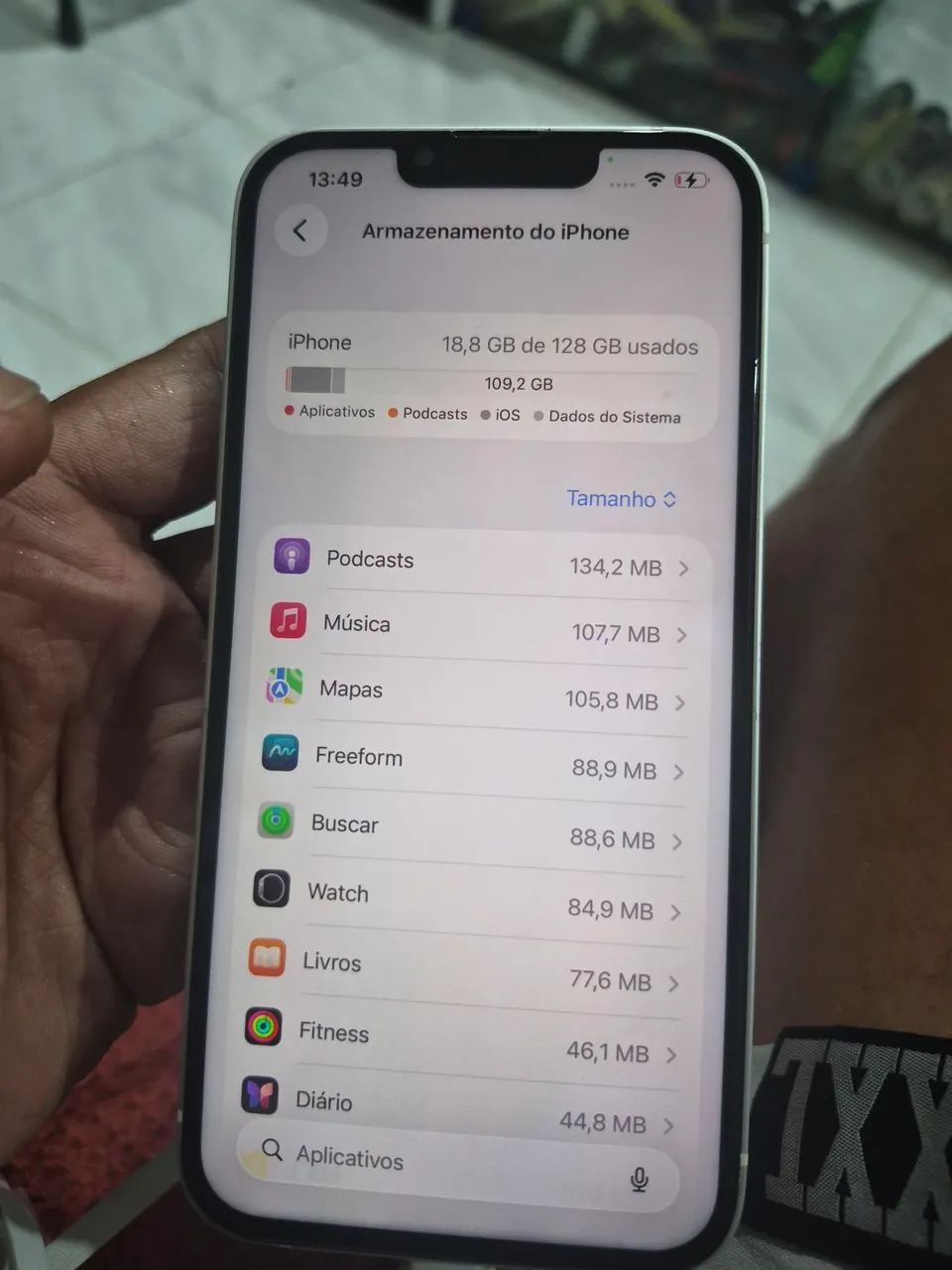 IPhone 13 branco 128g - Foto 2