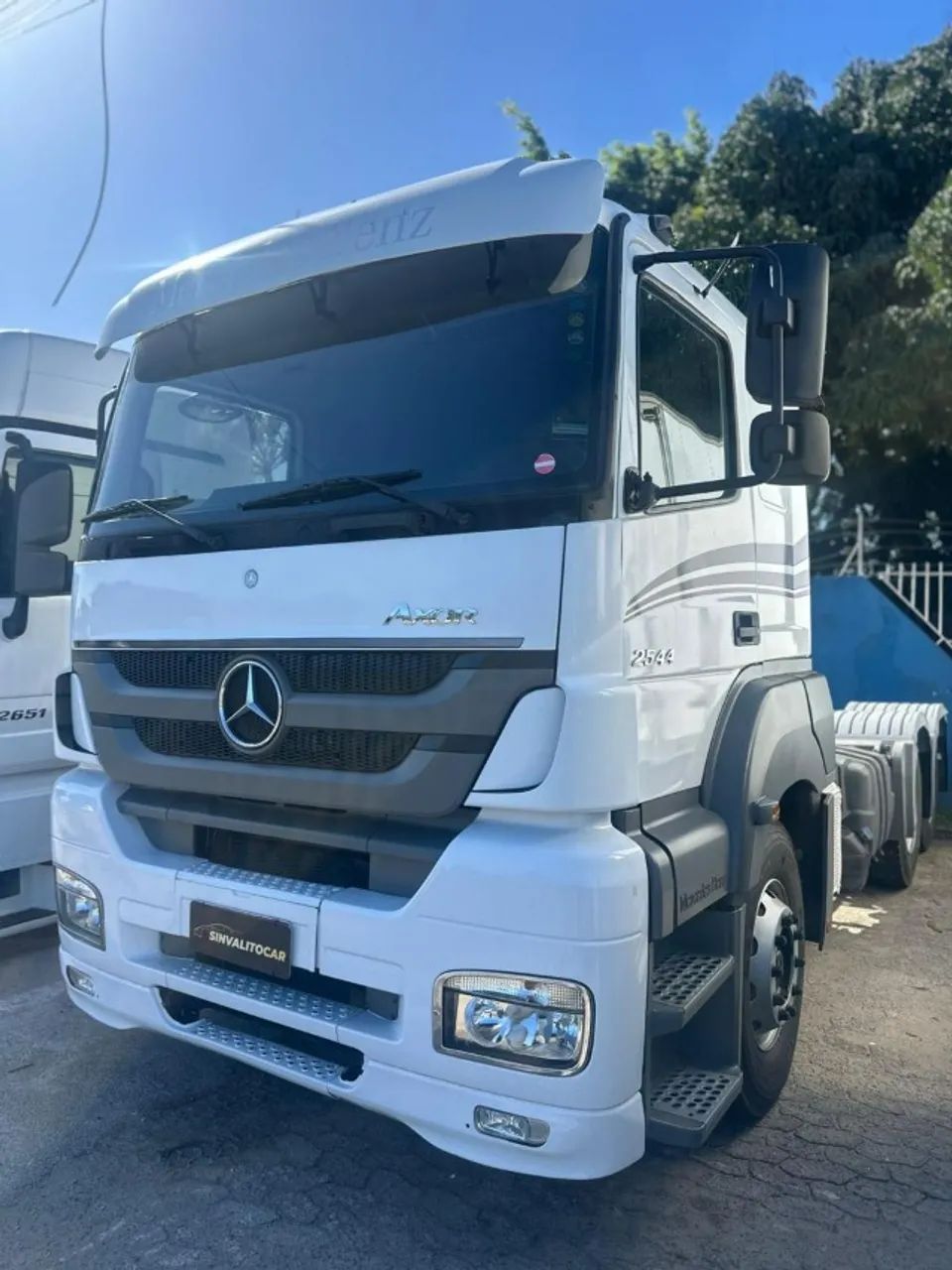 MB Axor 2544 2014  - Foto 3