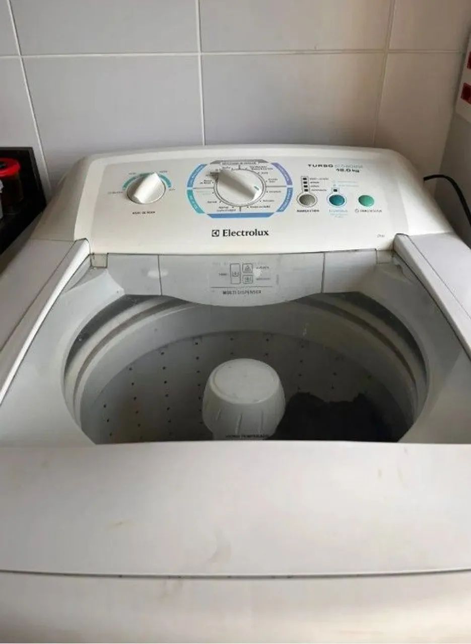 CONSERTO E MANUTENÇÃO DE MÁQUINAS DE LAVAR ROUPAS 