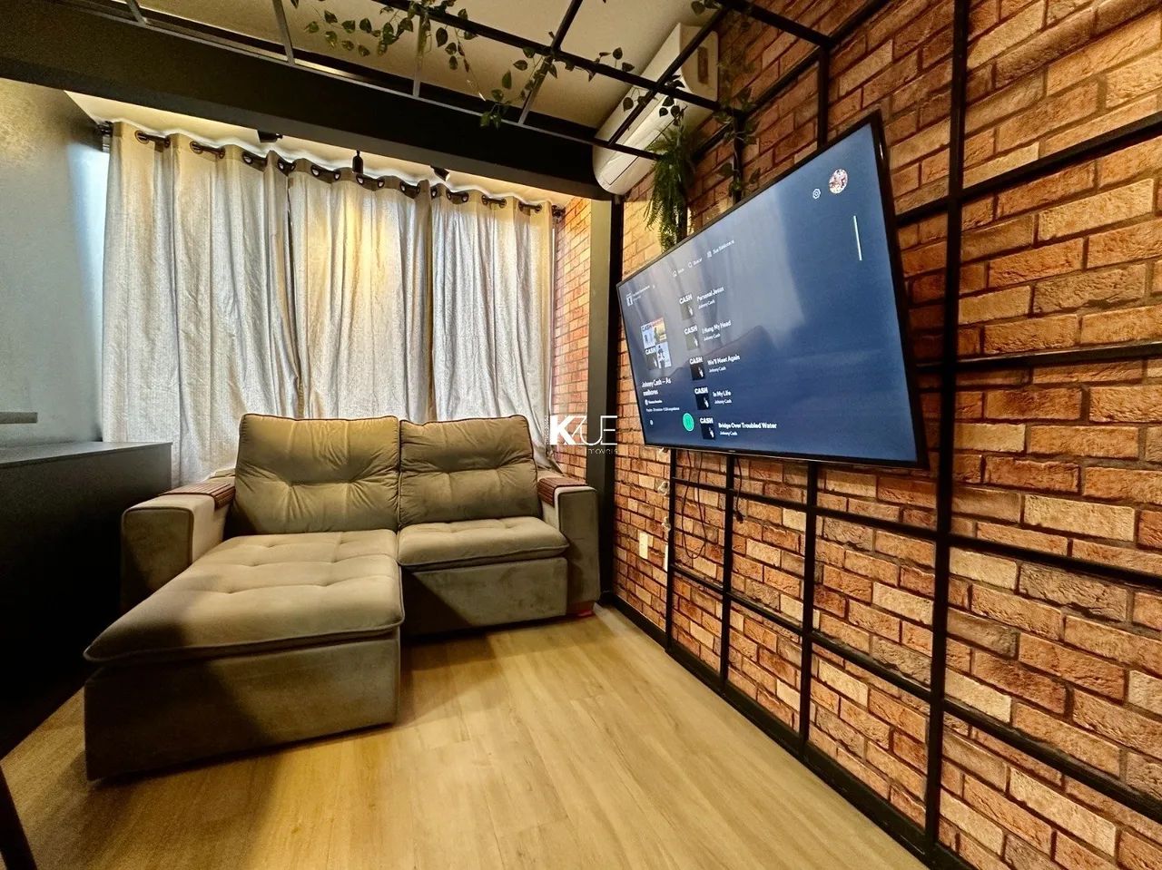 Apartamento de 2 dormitórios com suíte e elevador! - Foto 5