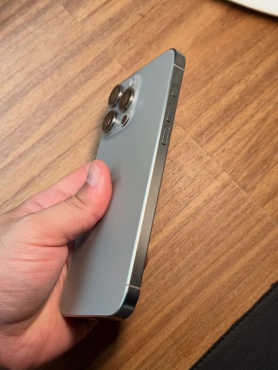 iPhone 15 pro  - Foto 2