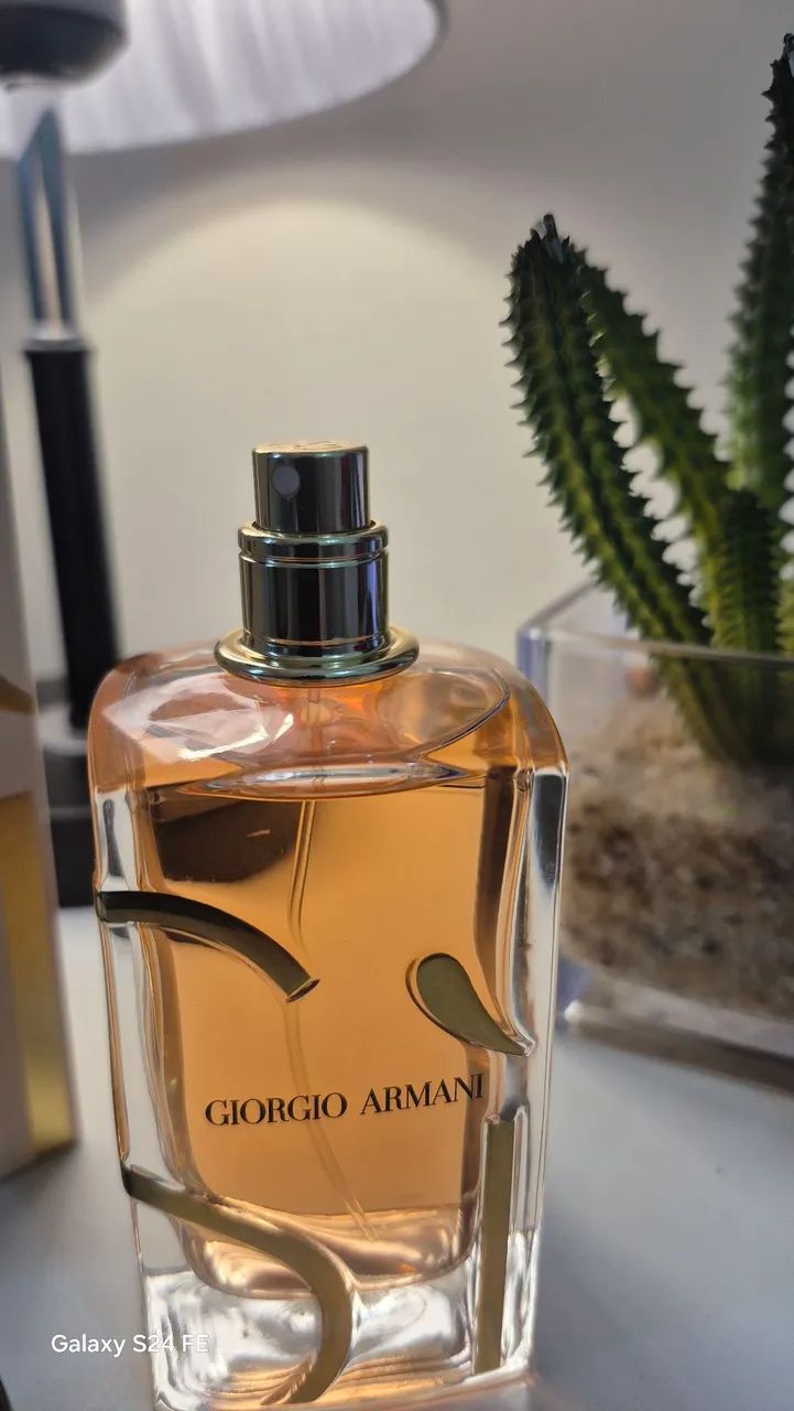 Sì de Giorgio Armani - 100ml - desapego  - Foto 4