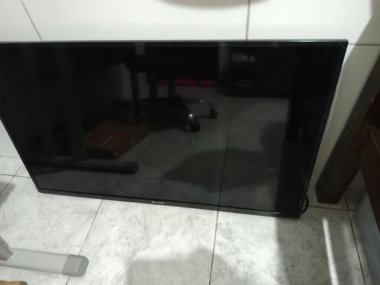 Smart tv vision 43 polegadas com defeito 