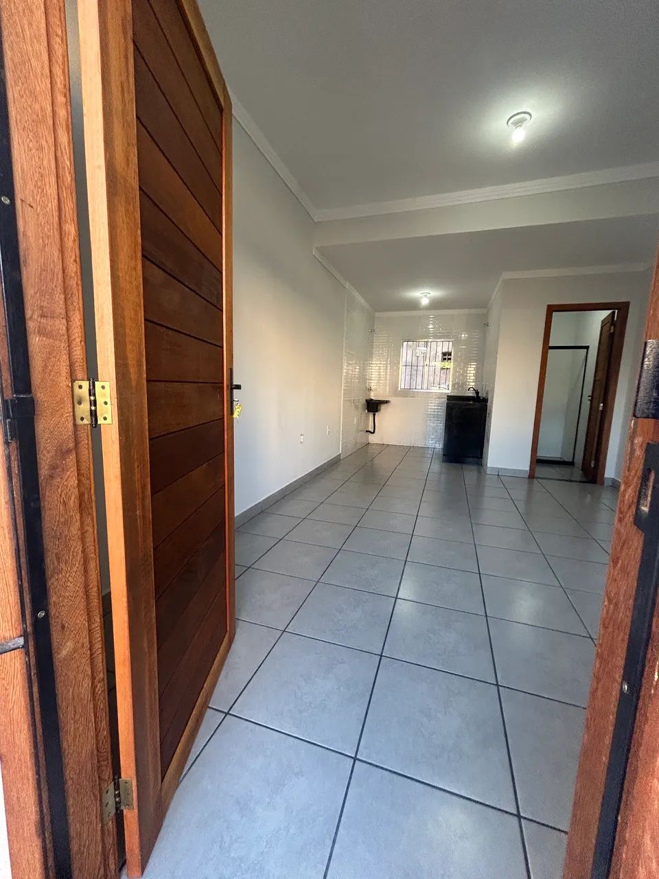 Aluga-se linda kitnet R$  900,00 - Foto 3