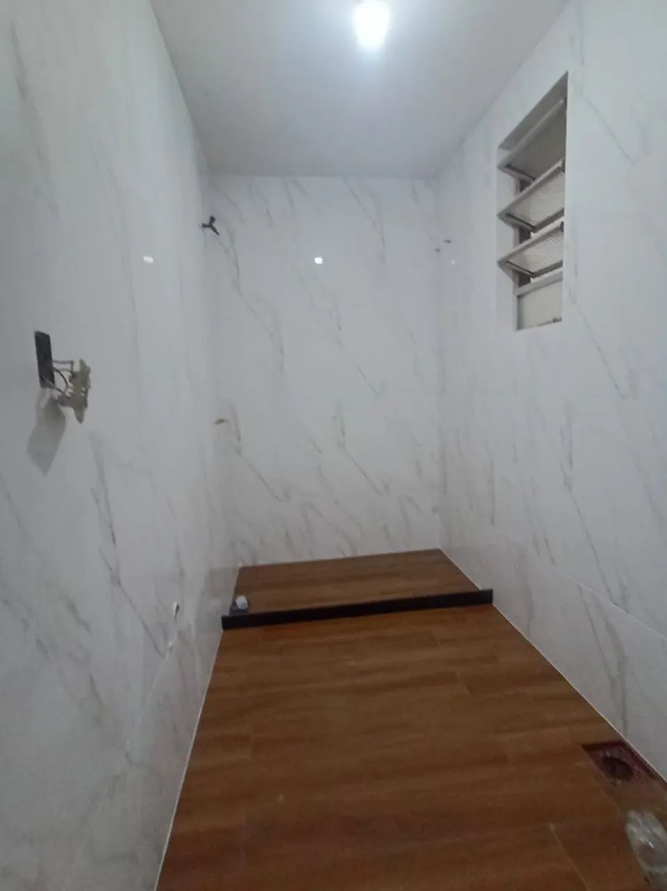 ? REFORMA E TRANSFORMAÇÃO DE BANHEIRO - ANTES E DEPOIS - Foto 5
