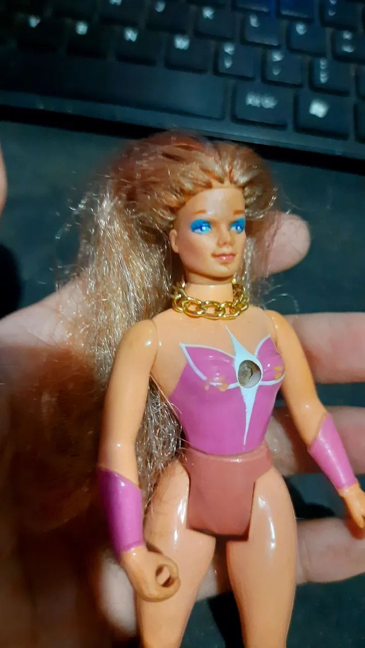 Boneca she-ra anos 80 mattel 10cm  - Foto 2