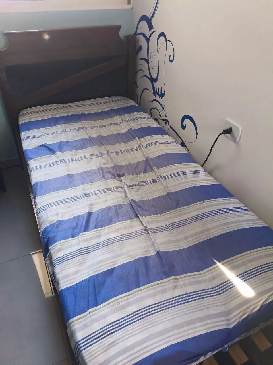 Cama de Solteiro de Madeira + Colchão de Brinde | Itaim Paulista