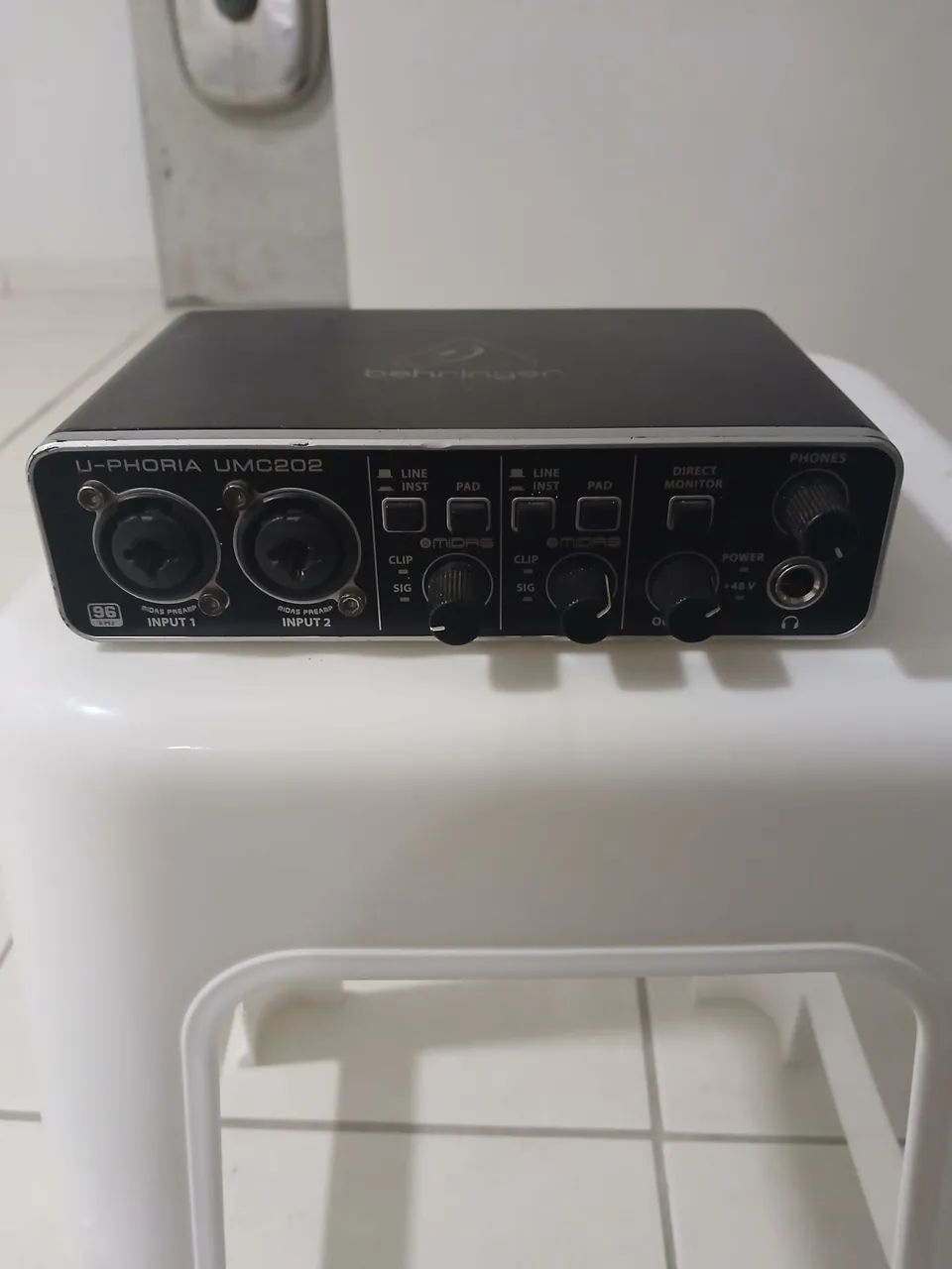 Vendo interface  Behringe  - Foto 2