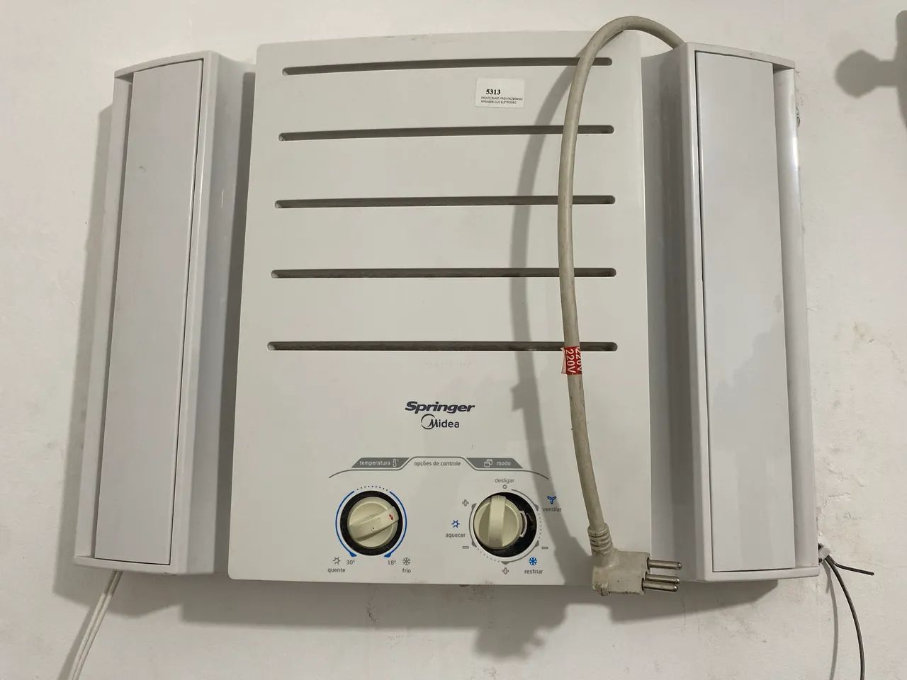 Ar condicionado 7.500 btus - 220v