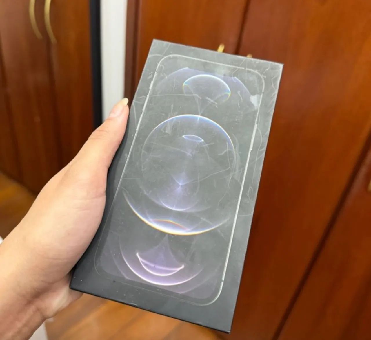 Caixa iPhone 12 Pro original sem marcas de uso  - Foto 2