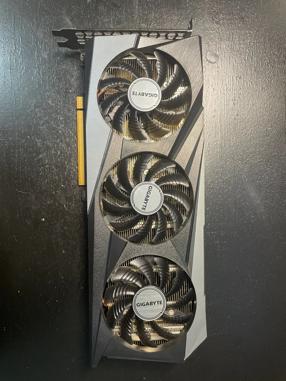 Placa de vídeo AMD - RX 6500 XT - Gigabyte - Foto 2
